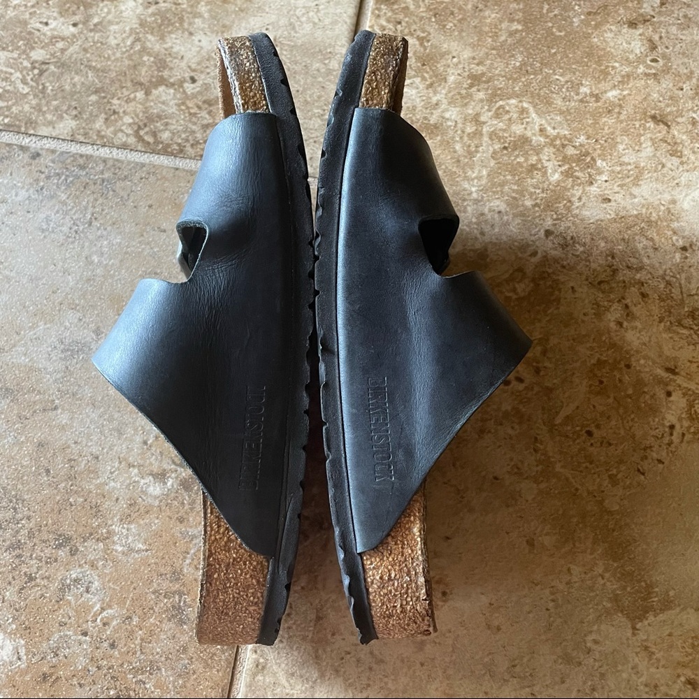 Birkenstock Black Oiled Leather Size 38 Regular - Picture 3 of 4